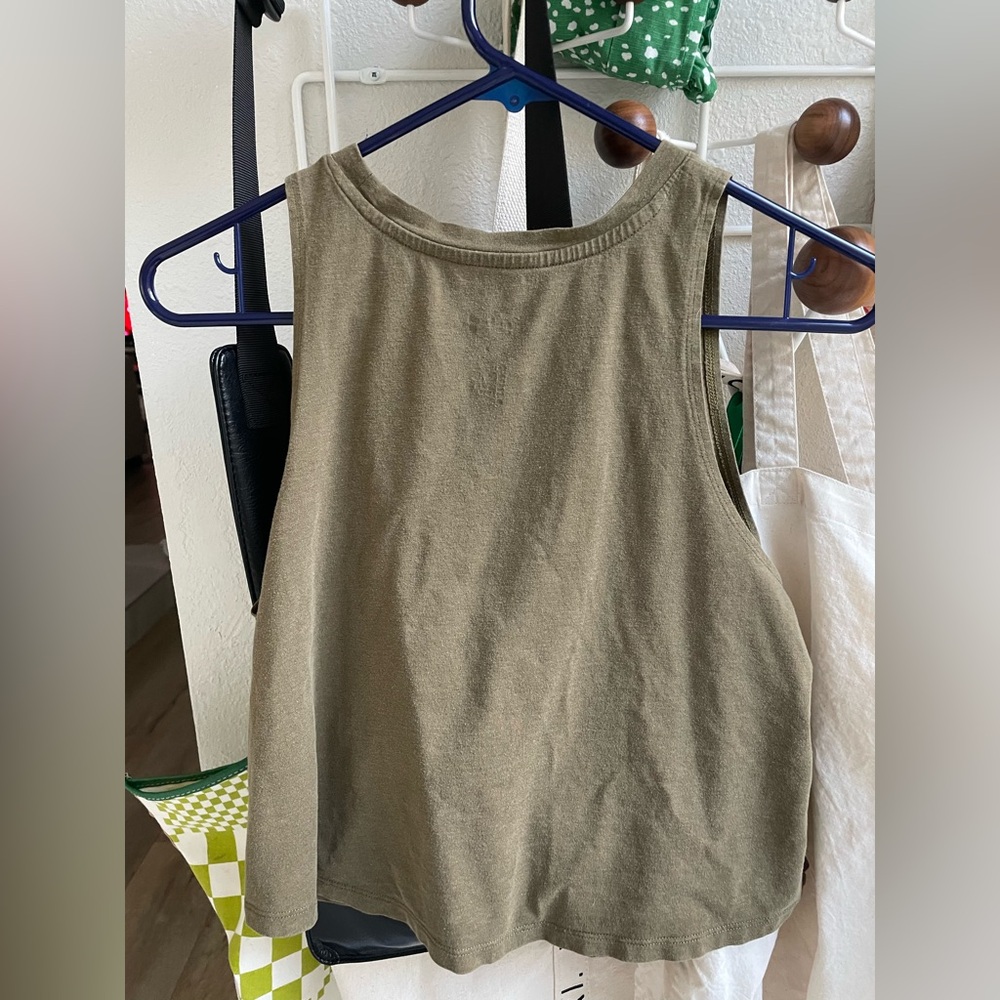 Outdoor voices crop tank top